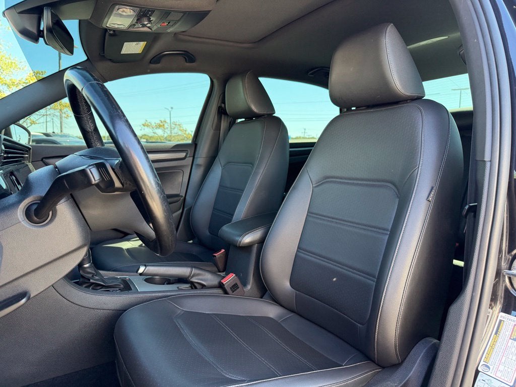 2021 Volkswagen Passat 2.0T R-Line