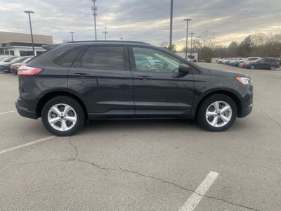 2021 Ford Edge SE