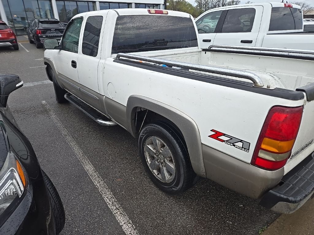 2003 GMC Sierra 1500 Base