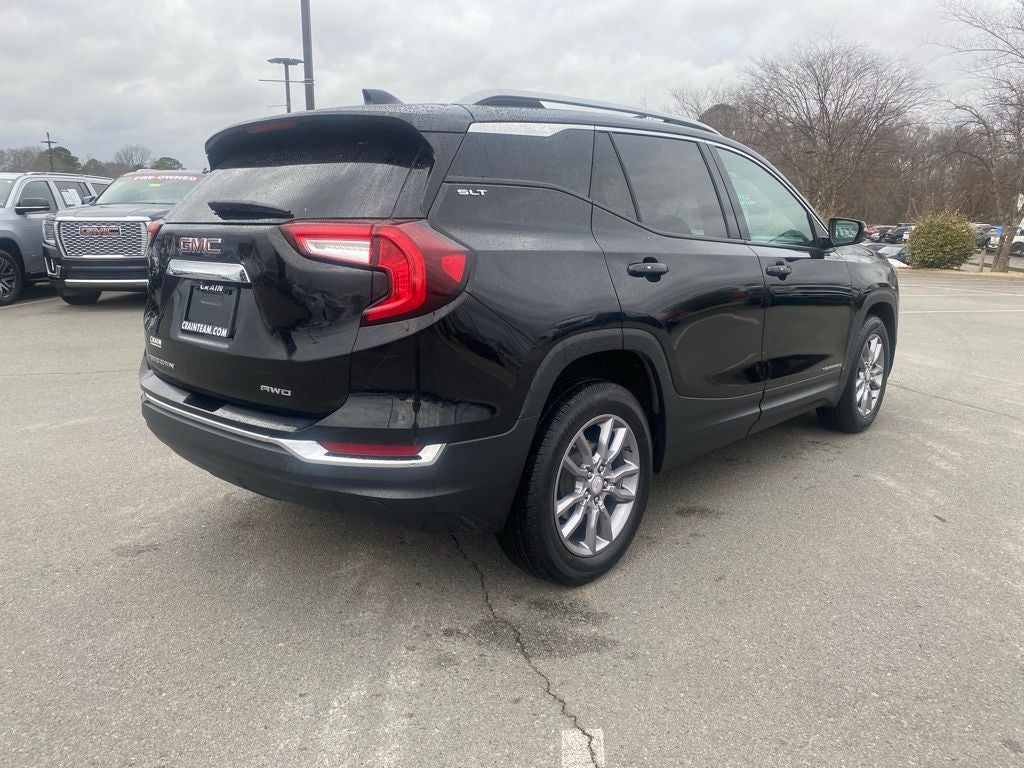 2024 GMC Terrain SLT