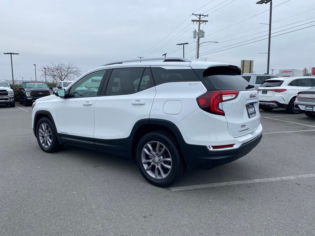 2024 GMC Terrain SLT