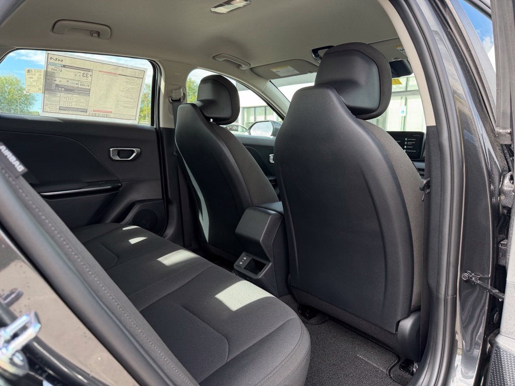 2027 Kia K4 LX