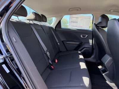 2027 Kia K4 LXS