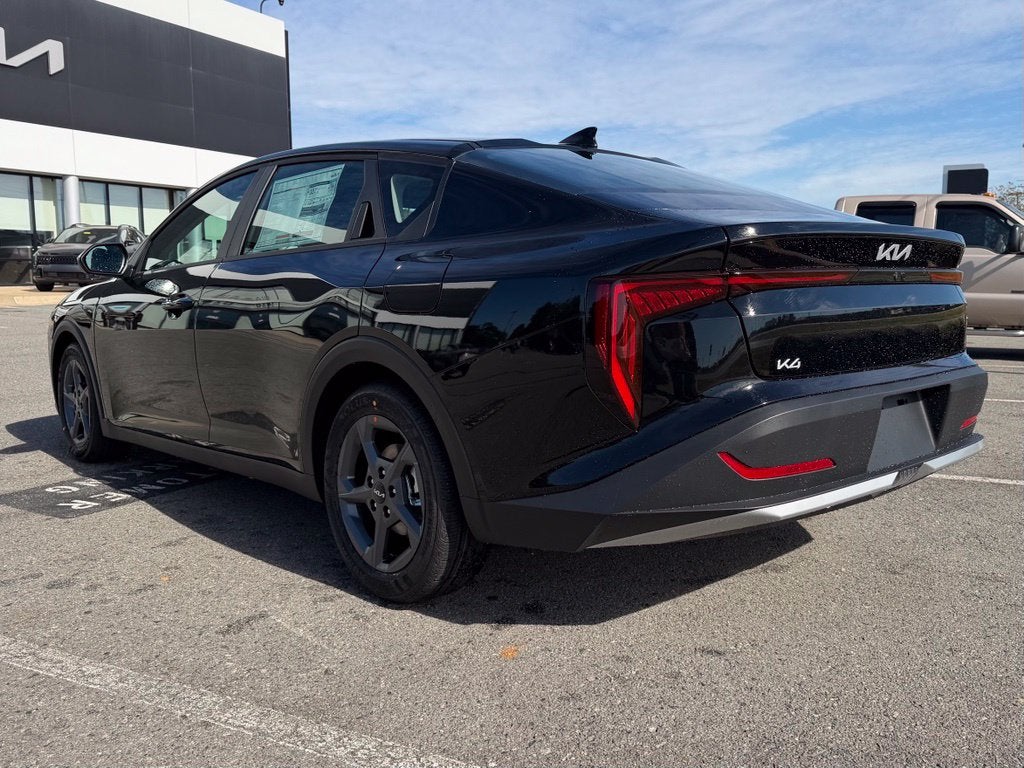 2027 Kia K4 LXS