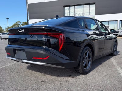 2027 Kia K4 LXS