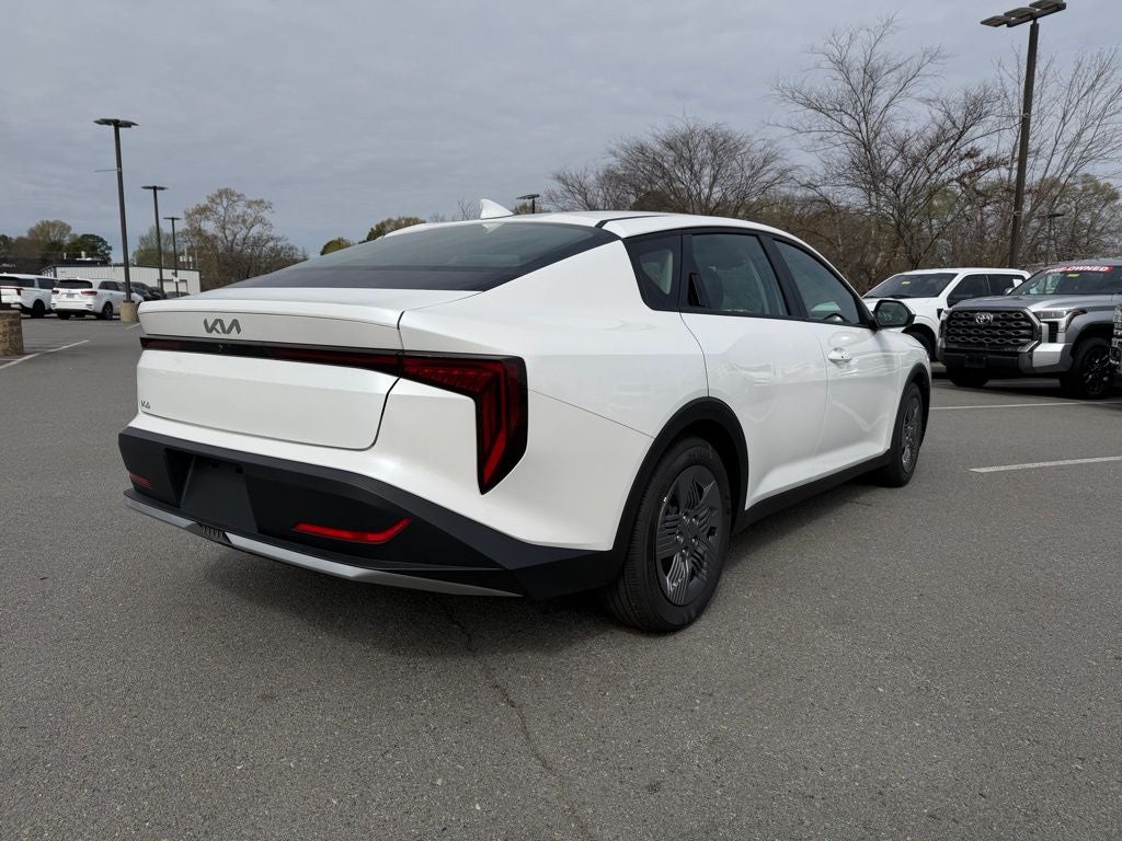 2026 Kia K4 LX