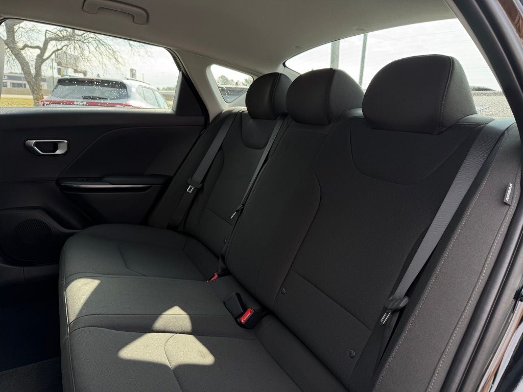 2026 Kia K4 LX