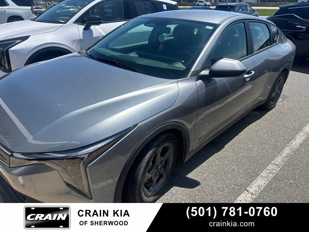 2025 Kia K4 LXS AT's photo