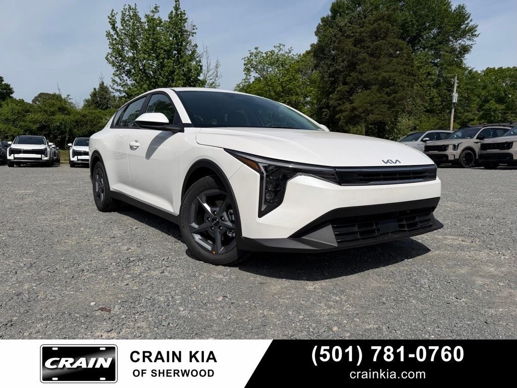 2026 Kia K4 LXS