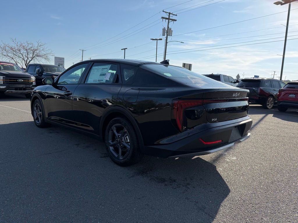 2026 Kia K4 LXS