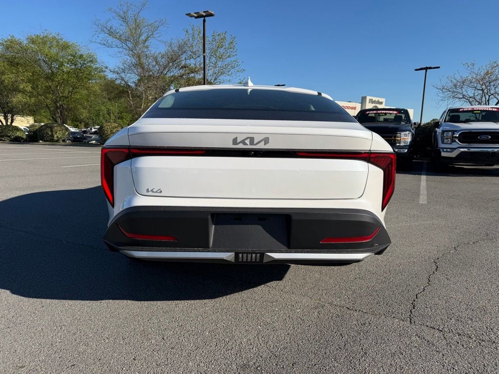 2026 Kia K4 EX