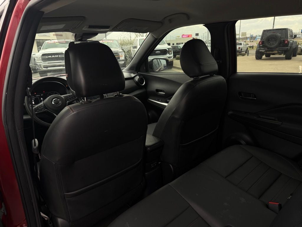 2020 Nissan Kicks SR