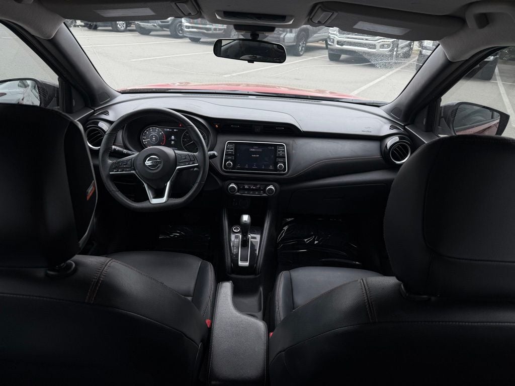 2020 Nissan Kicks SR