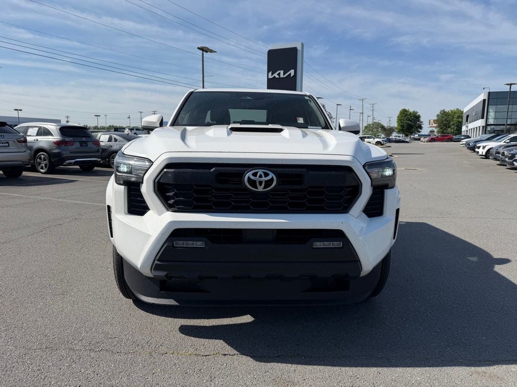 Used 2025 Toyota Tacoma TRD Sport with VIN 3TMKB5FN2SM025016 for sale in Little Rock