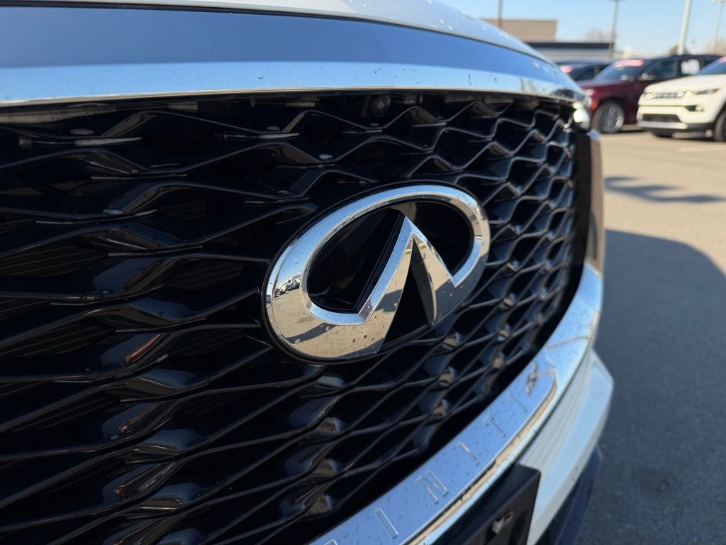 2024 INFINITI QX60 LUXE