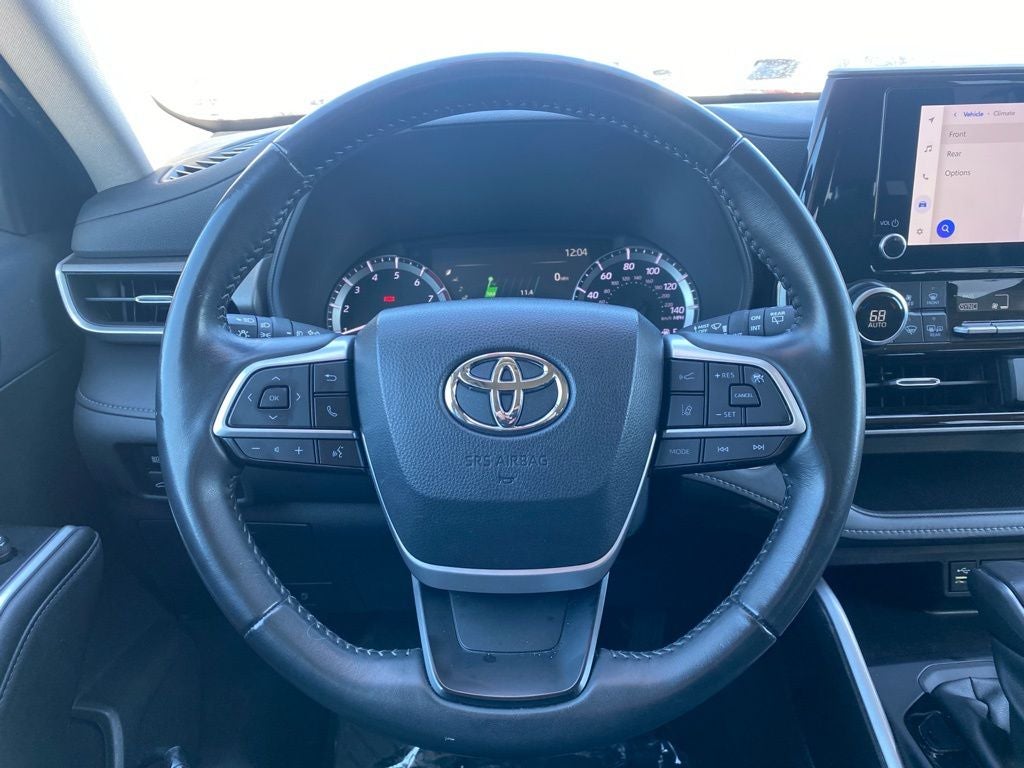 2024 Toyota Highlander LE