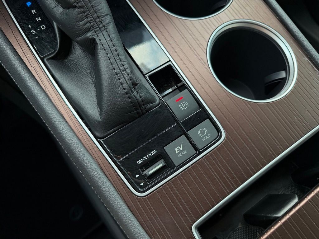 2022 Toyota Sienna LE 8 Passenger