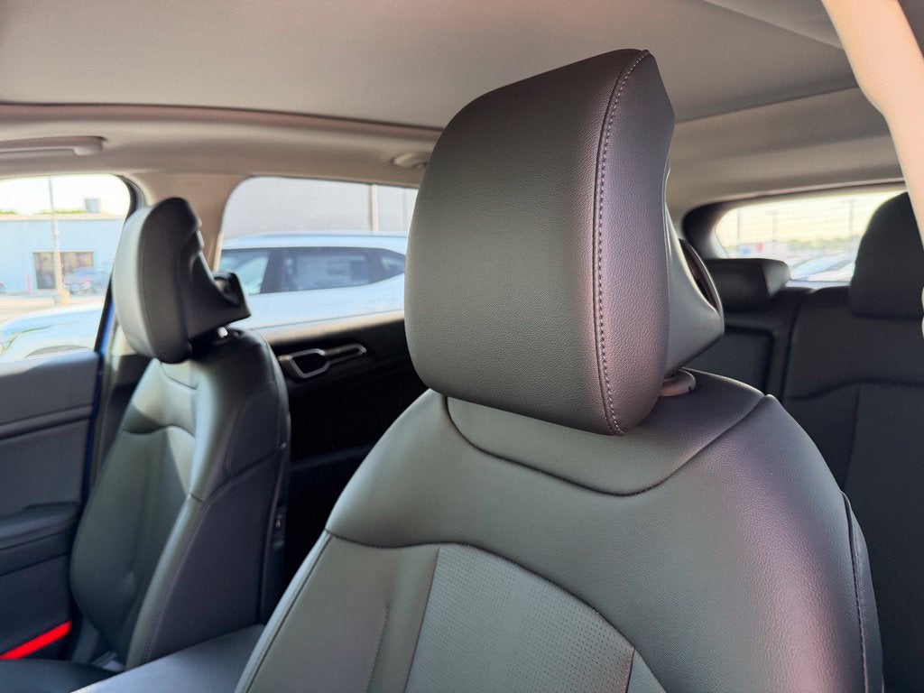 2027 Kia Sportage EX