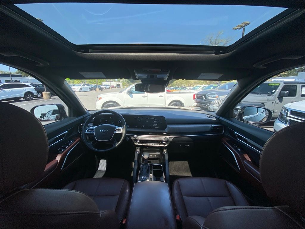 2024 Kia Telluride EX Captains Chairs-Tow Package