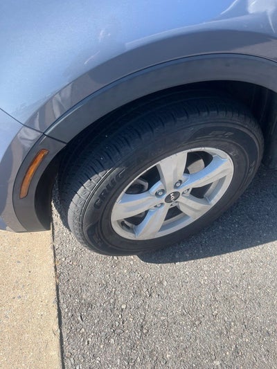 2023 Kia Sorento LX
