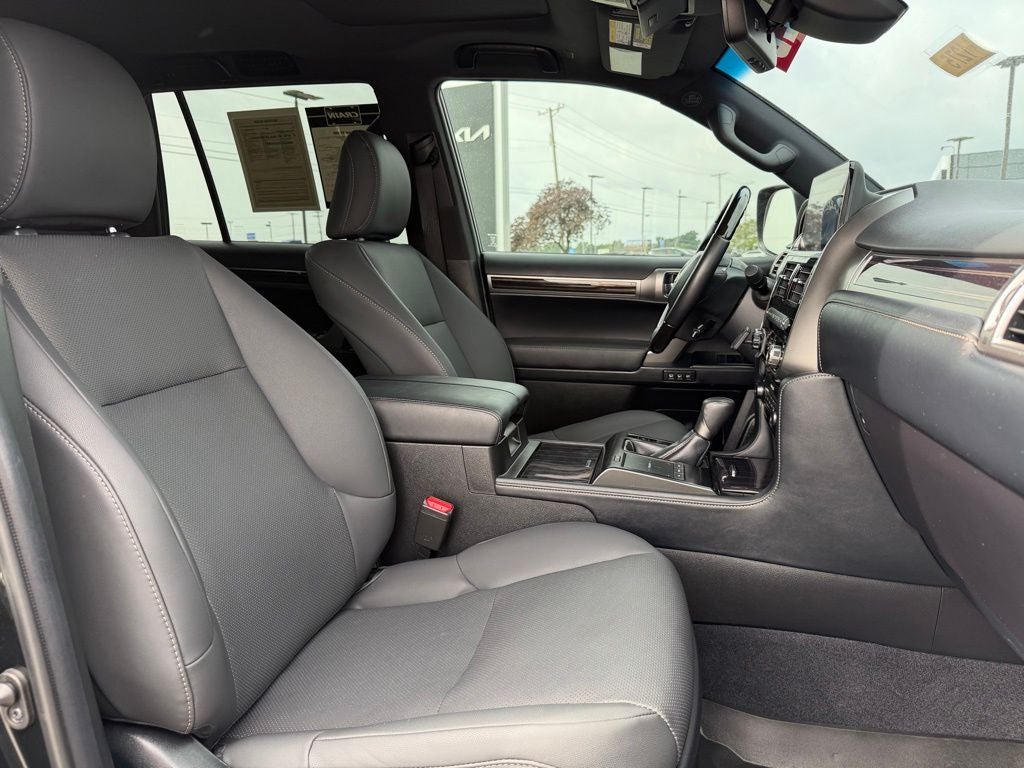 2023 Lexus GX 460