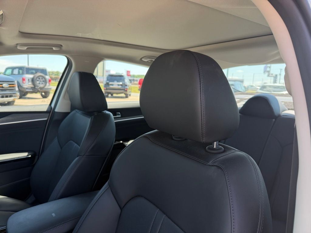 2025 Kia K5 EX