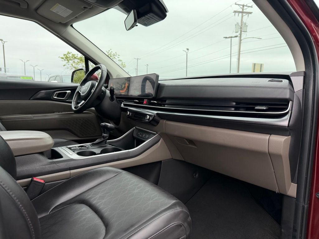 2025 Kia Carnival LXS