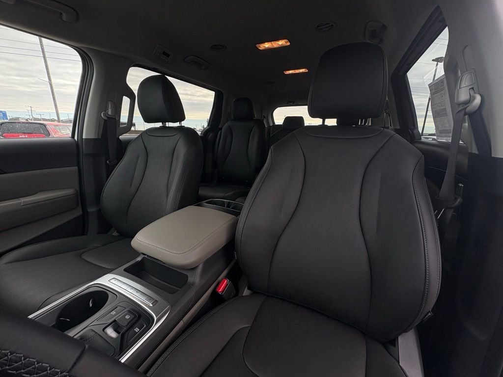 2026 Kia Carnival LXS