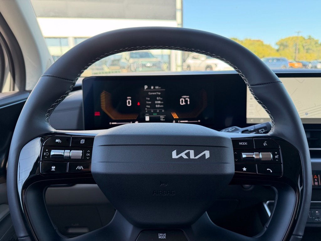 2027 Kia Carnival LXS