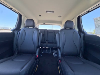2027 Kia Carnival EX
