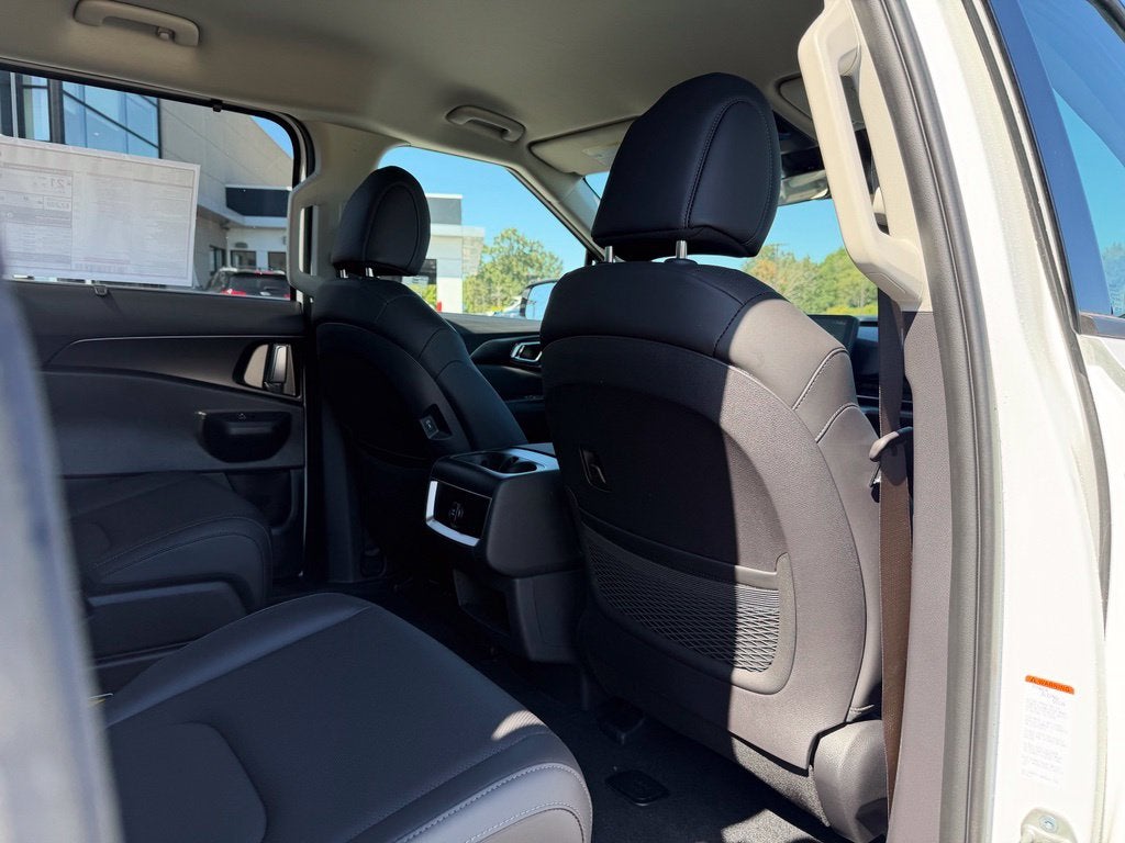 2027 Kia Carnival EX