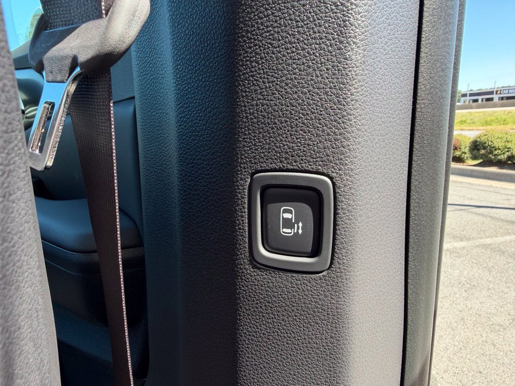2027 Kia Carnival EX