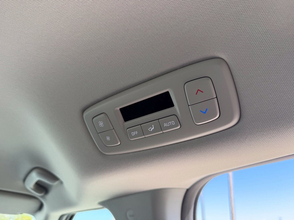 2027 Kia Carnival EX