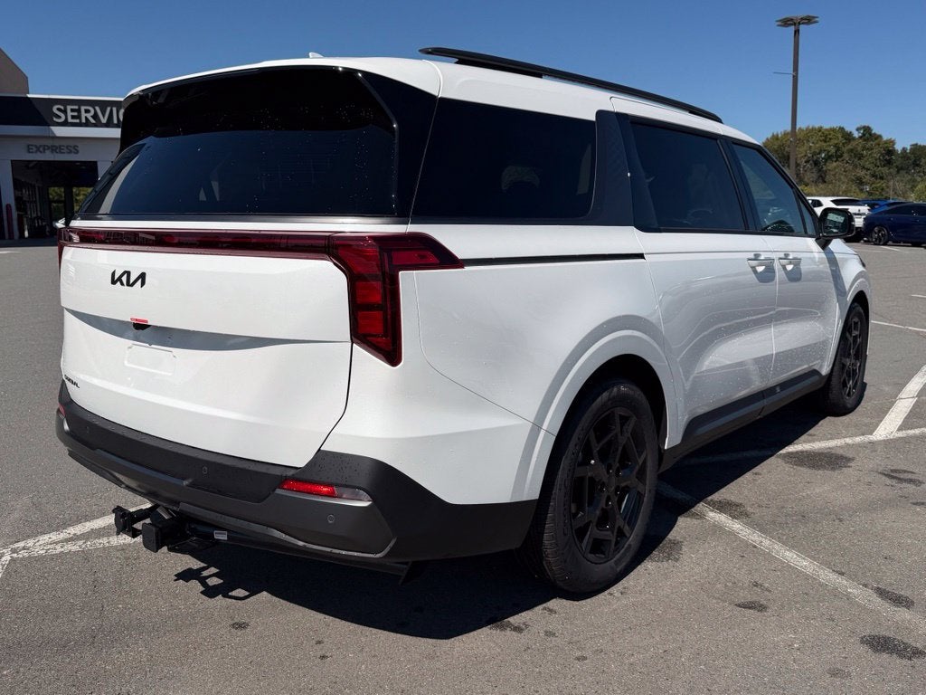 2027 Kia Carnival EX