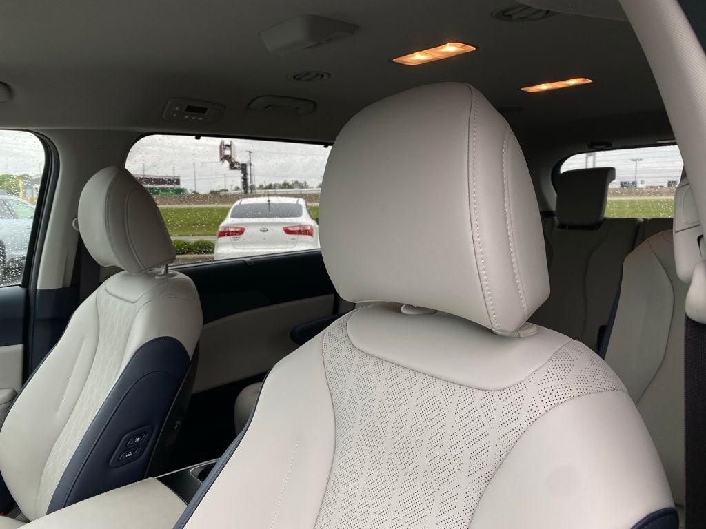 2026 Kia Carnival Hybrid EX