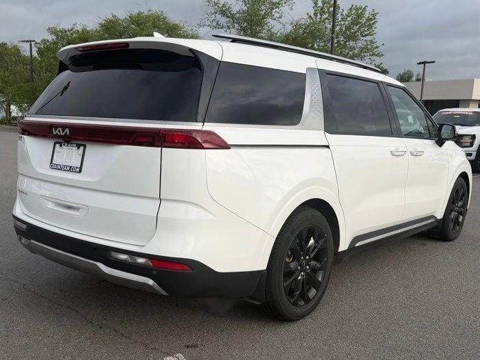 2024 Kia Carnival SX