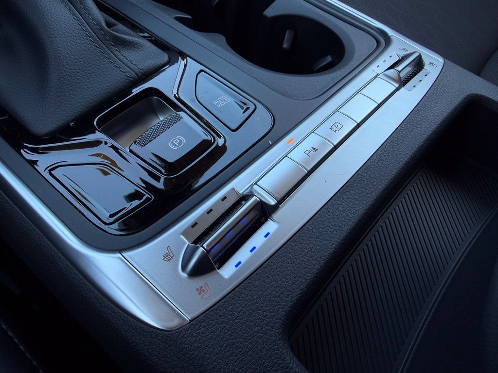 2027 Kia Carnival SX
