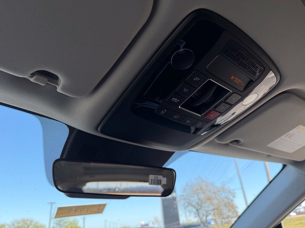 2027 Kia Carnival SX