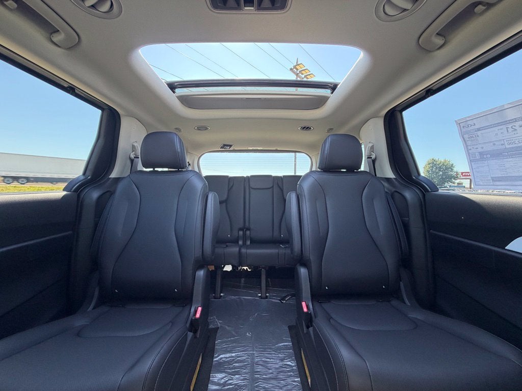 2027 Kia Carnival SX