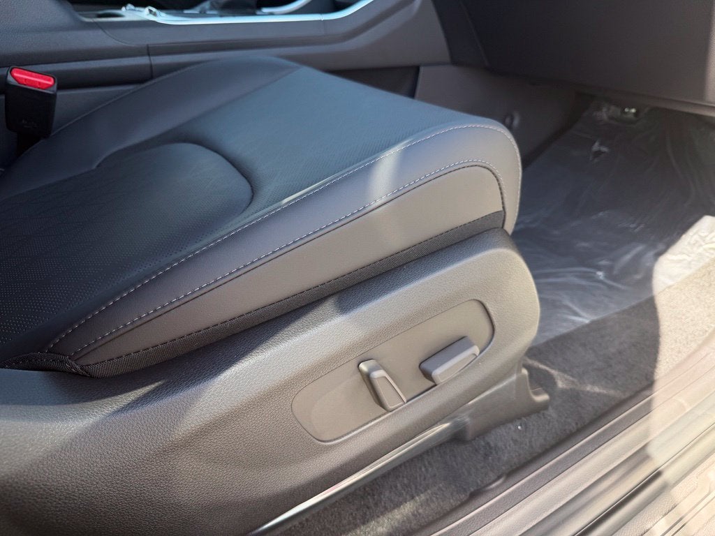 2027 Kia Carnival SX