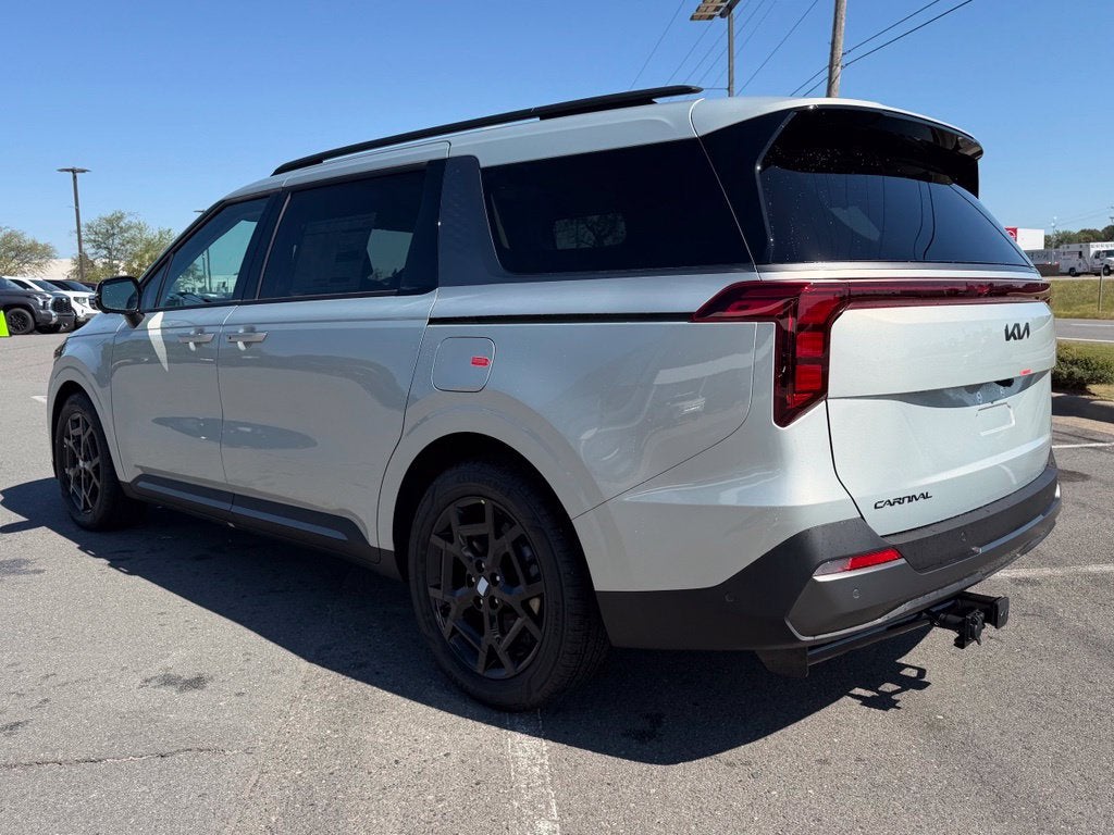 2027 Kia Carnival SX