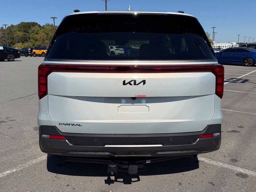 2027 Kia Carnival SX