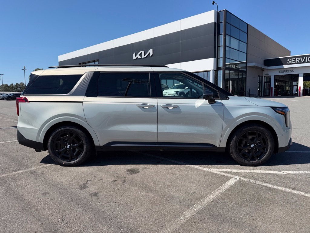 2027 Kia Carnival SX