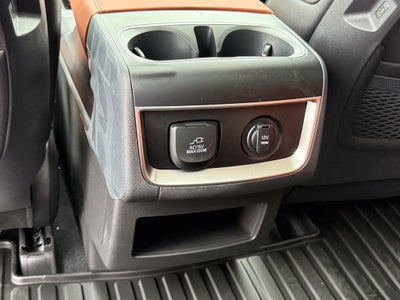 2027 Kia Carnival Hybrid SX Prestige