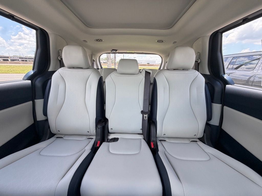 2026 Kia Carnival Hybrid SX