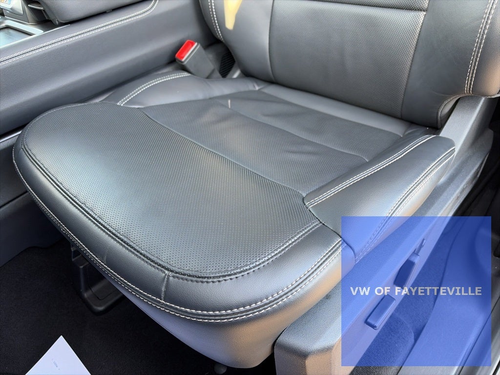 2025 Ford Expedition Max Platinum CLEAN 1-OWNER CARFAX