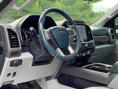 2022 Ford F-450SD Limited