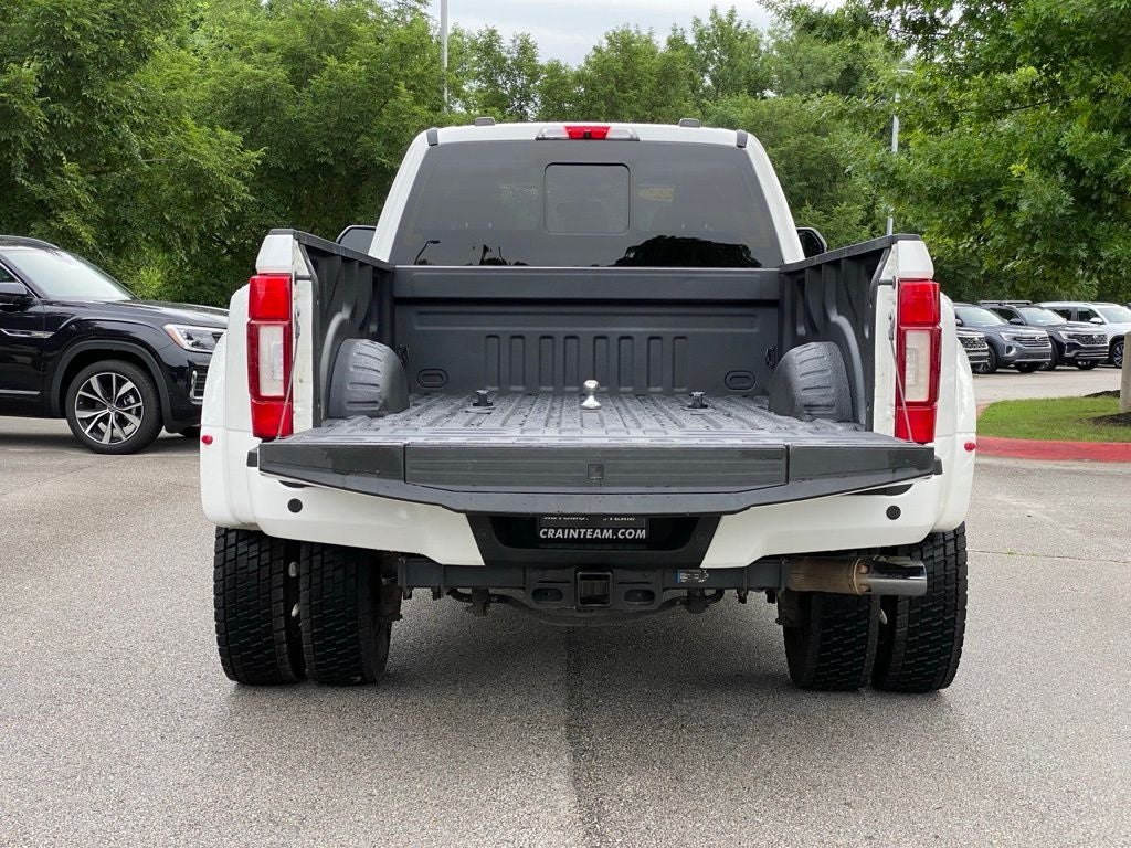 2022 Ford F-450SD Limited