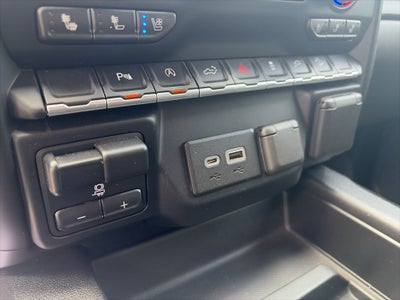 2019 Chevrolet Silverado 1500 LTZ LIFTED, CLEAN 1 OWNER CARFAX