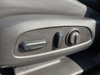 2023 GMC Acadia SLT CLEAN CARFAX LOW MILES!!